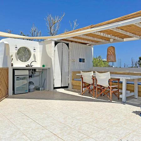 Villa Danae - Seaside Villa With Pool & Hot Tub ピソ ・リバディ エクステリア 写真
